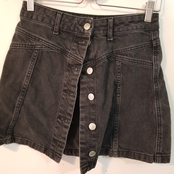 TopShop Moto Black Denim Mini Skirt - Picture 6 of 6